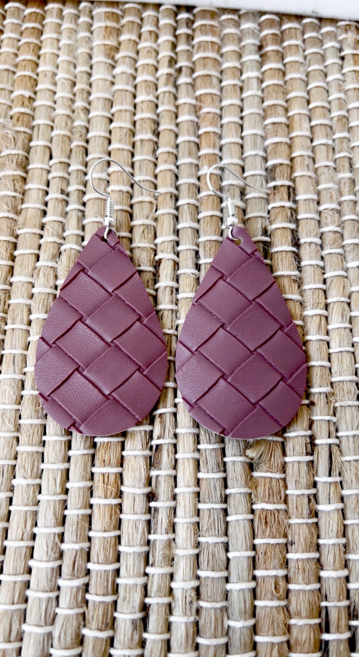 Mauve Weave